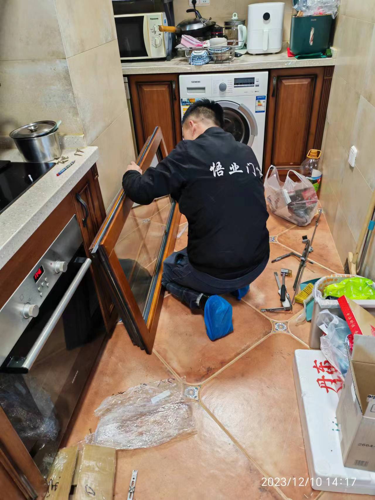 门窗五金件更换